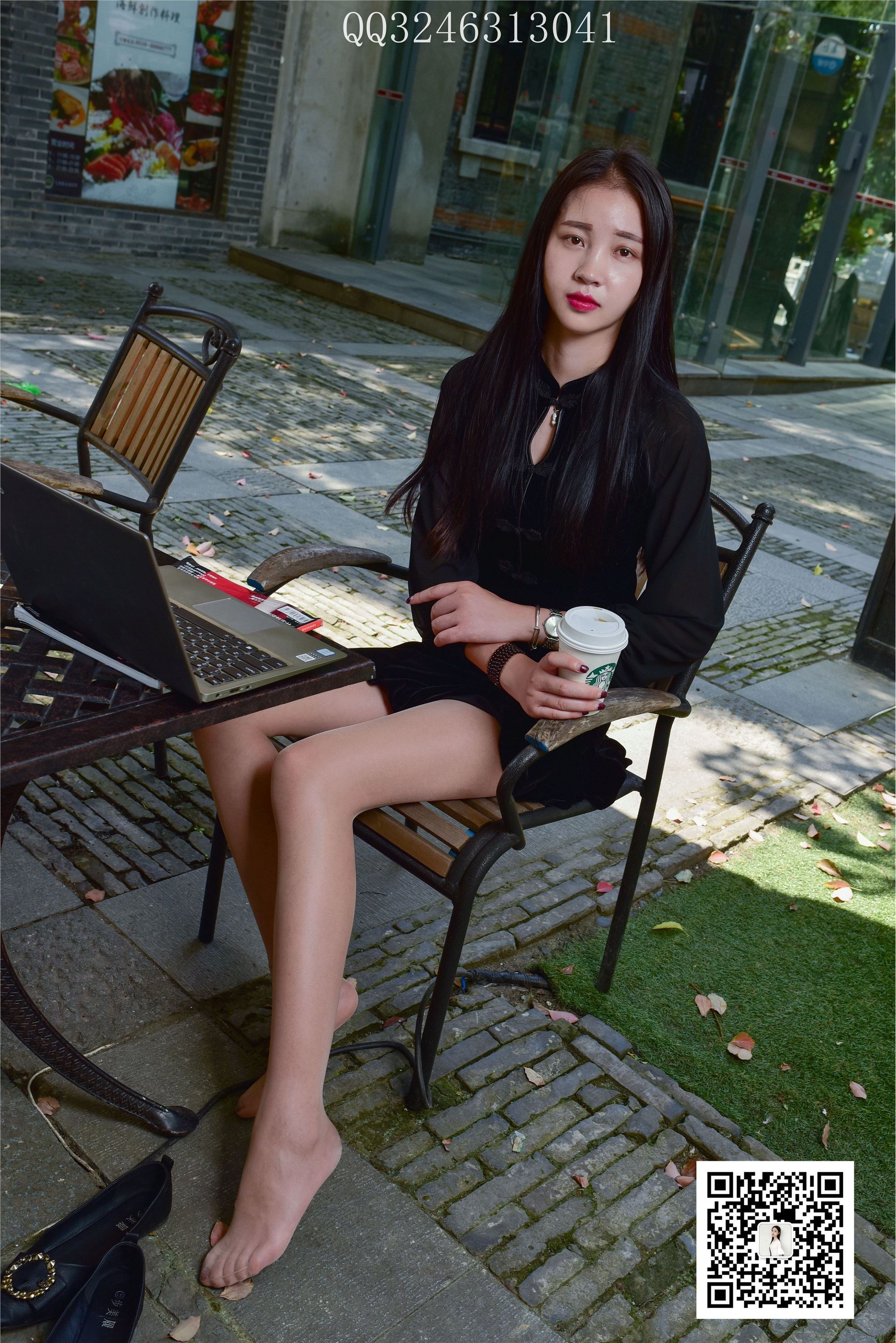 大生模拍 No.081 小梅-星巴克门口秀肉丝